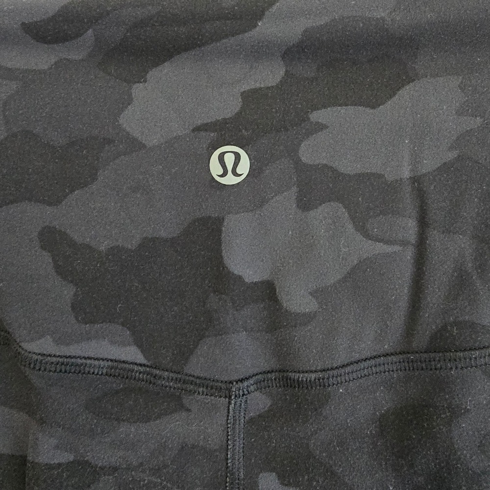 Lululemon Align Scalloped Hem 21 High Rise Leggings Camo Deep Coal Multi Size 10 - Picture 7 of 11
